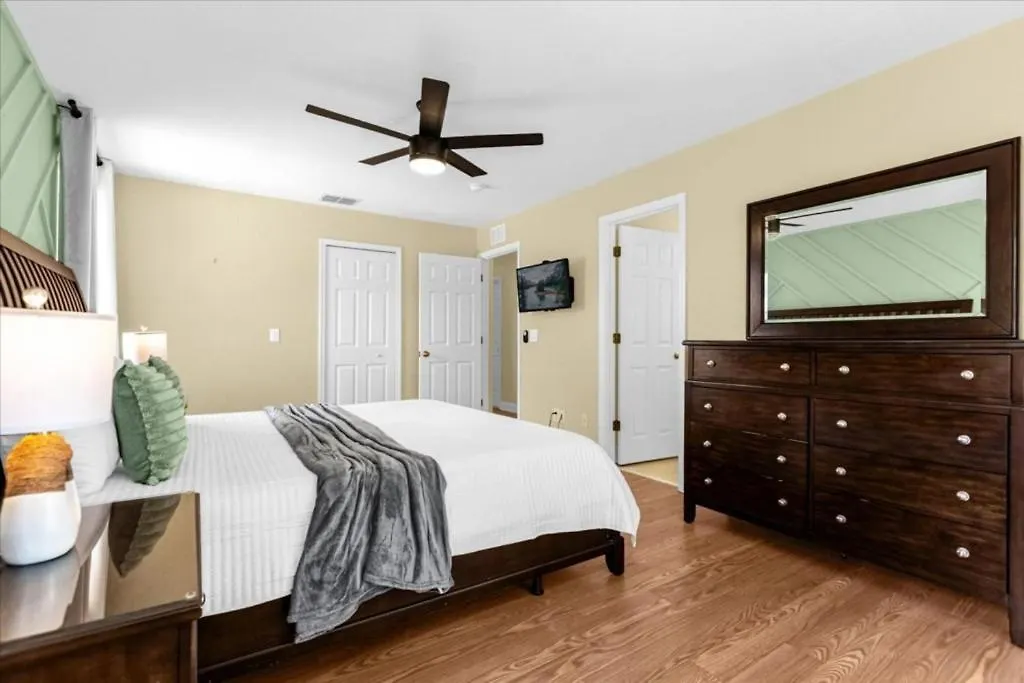 4 Bedrooms- 4 Bathrooms- Regal Palms 4102 Ca Davenport Holiday home
